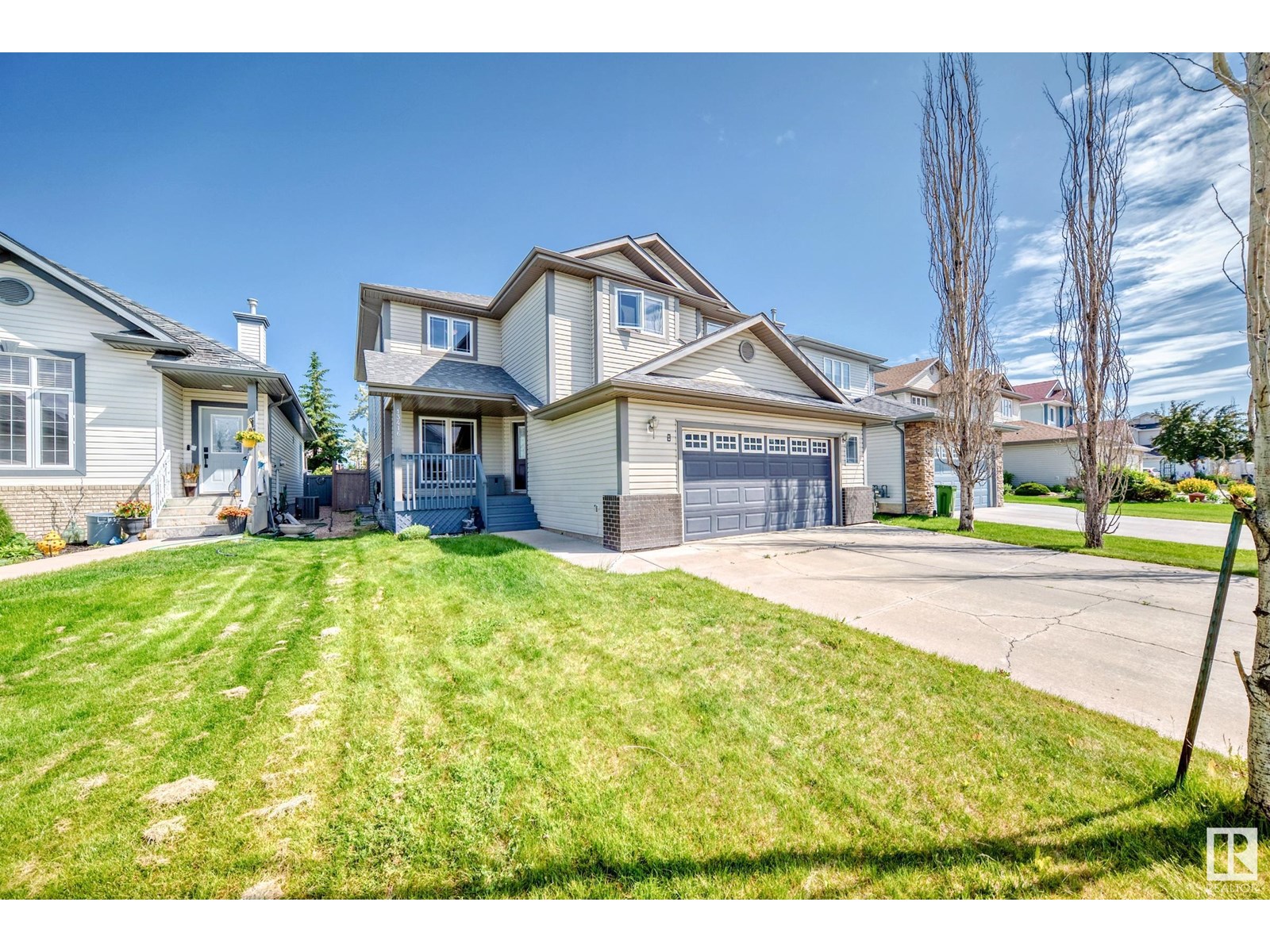 Property at 13416 159 AV NW image 1