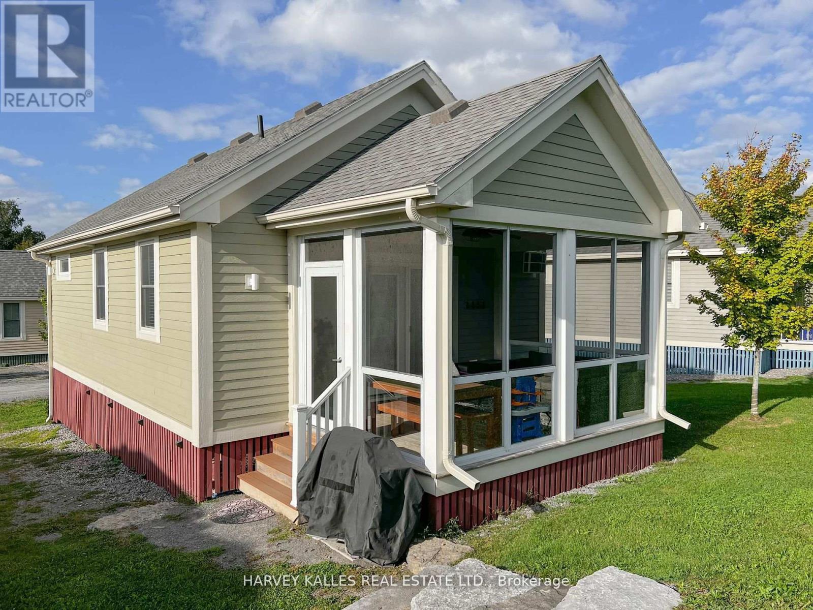 24 BUTTERNUT LANE, prince edward county (athol ward), Ontario