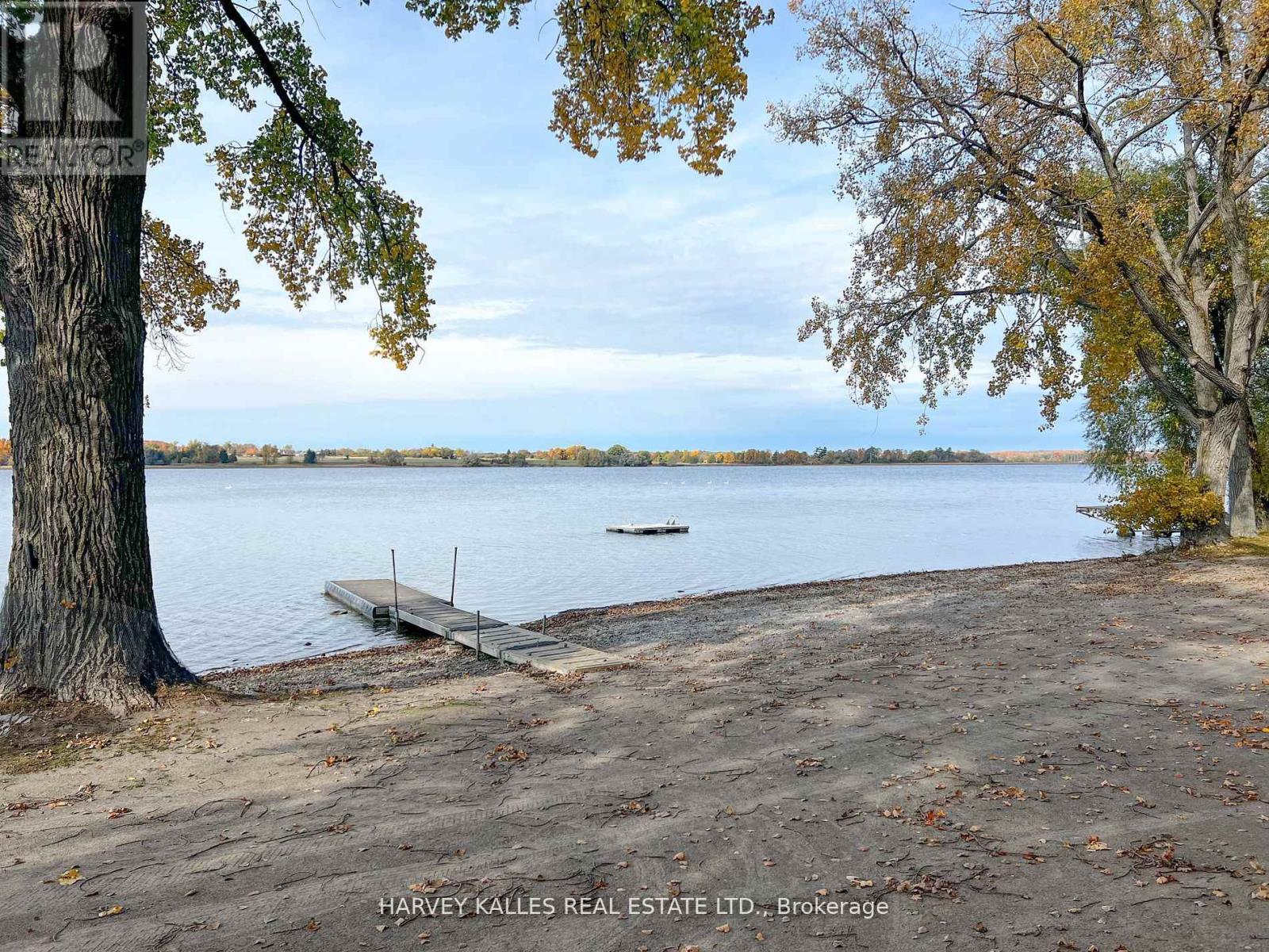 24 Butternut Lane, Prince Edward County, Ontario  K0K 1P0 - Photo 15 - X12252349