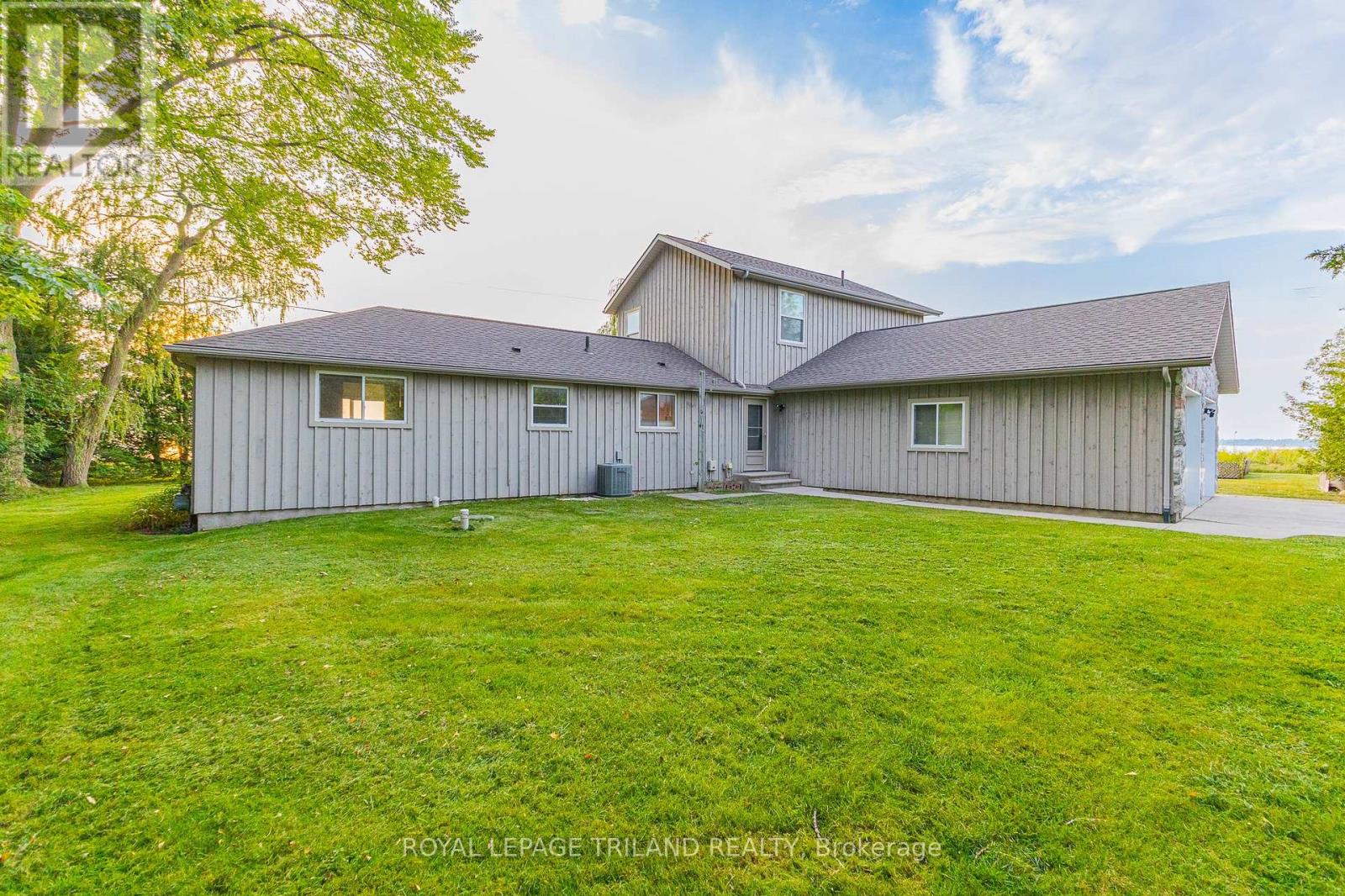71899 Sunridge Crescent, Bluewater, Ontario  N0M 1N0 - Photo 36 - X12252353