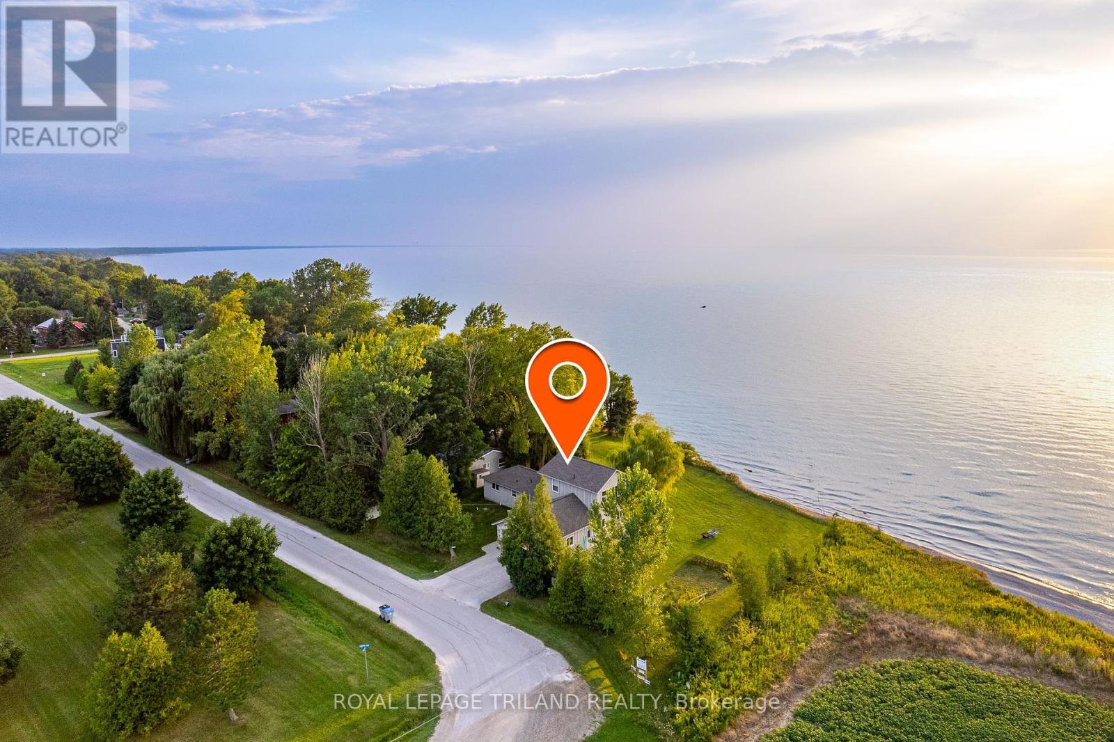 71899 Sunridge Crescent, Bluewater, Ontario  N0M 1N0 - Photo 5 - X12252353