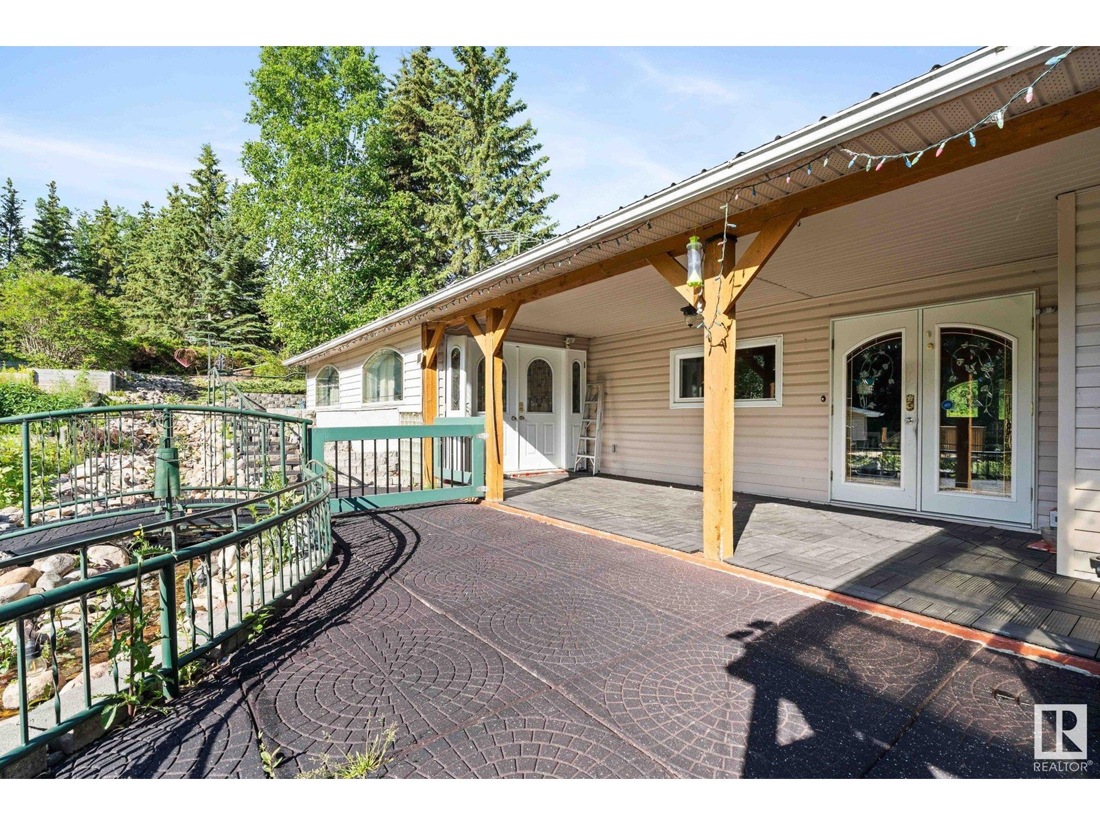 Property at #121 55107 RGE ROAD 33 image 1