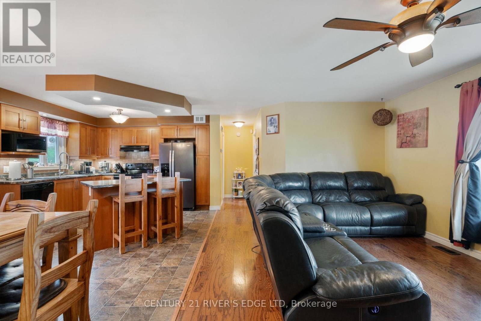 10957 Stampville Road, South Dundas, Ontario  K0E 1K0 - Photo 14 - X12143110