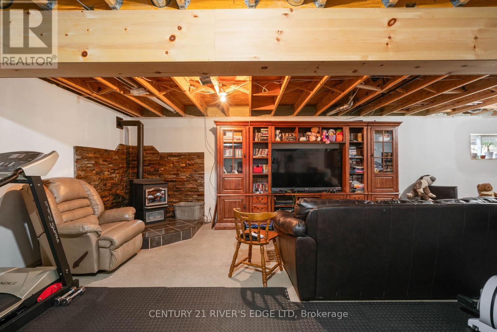 10957 Stampville Road, South Dundas, Ontario  K0E 1K0 - Photo 35 - X12143110