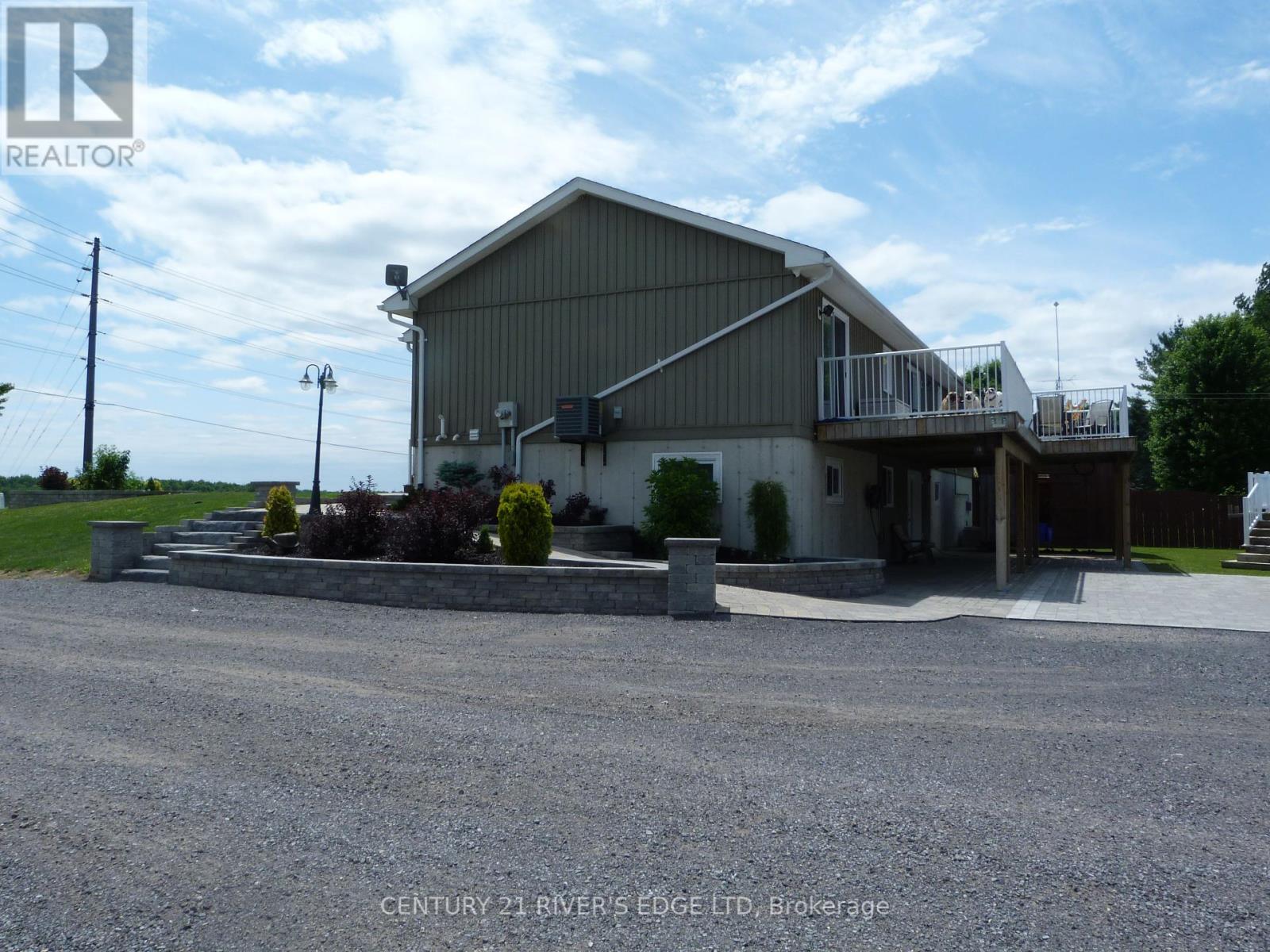 10957 Stampville Road, South Dundas, Ontario  K0E 1K0 - Photo 4 - X12143110