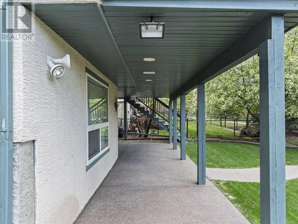 Property at 257 Crystal Shores Drive image 5
