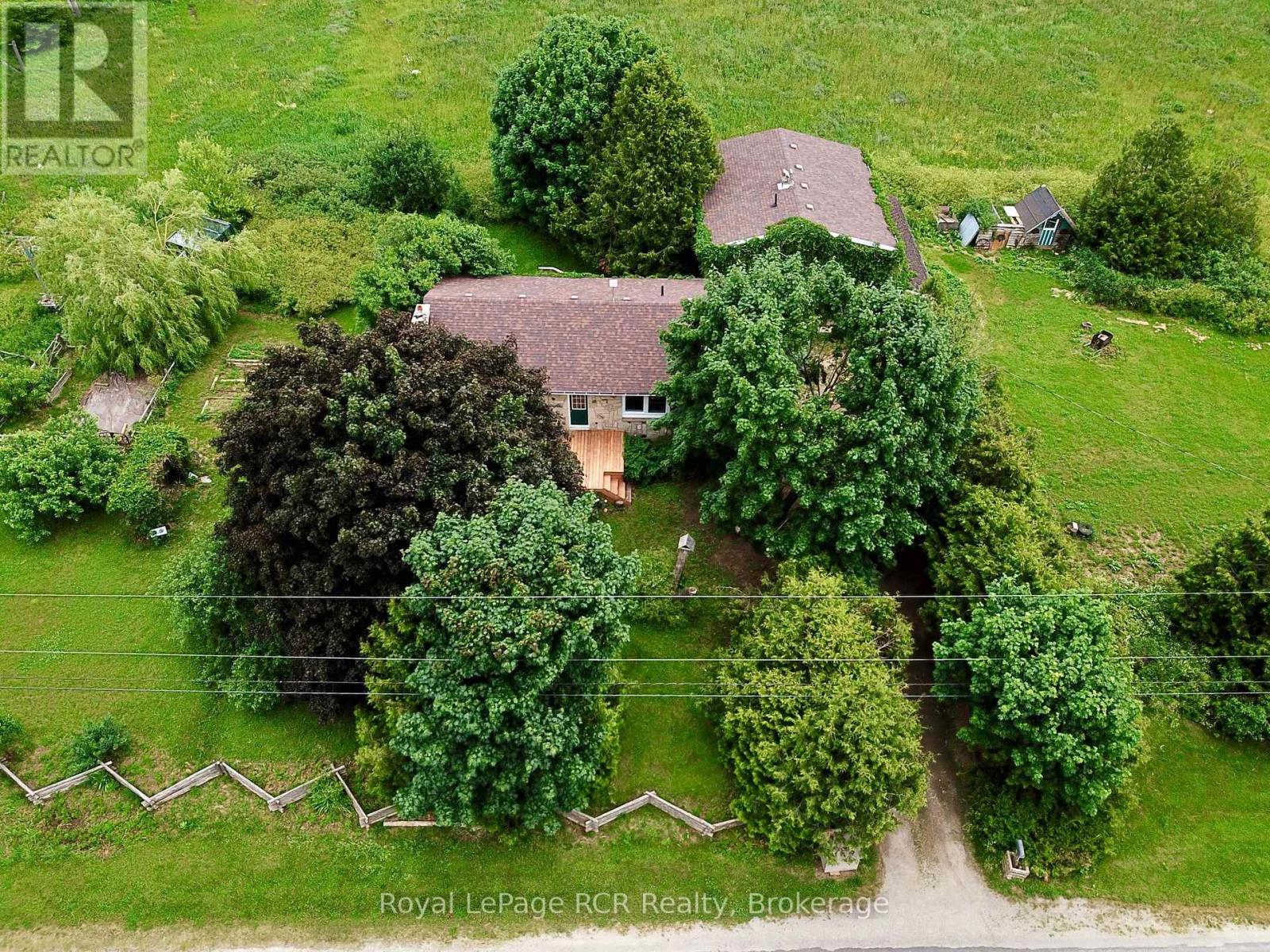 158 Forty Hills Road, Northern Bruce Peninsula, Ontario  N0H 1W0 - Photo 4 - X12252407