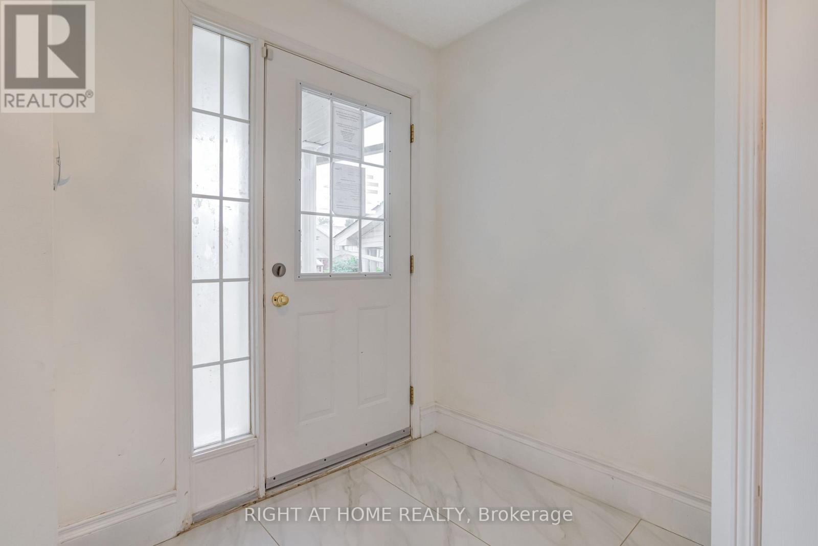 Property at 131 PEACH BLOSSOM CRESCENT image 3