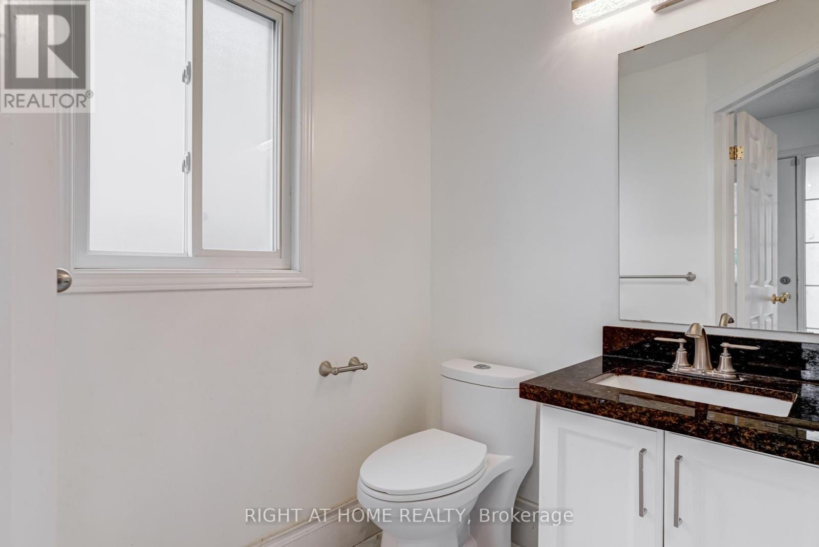 131 Peach Blossom Crescent, Kitchener, Ontario  N2E 3Z7 - Photo 8 - X12252395