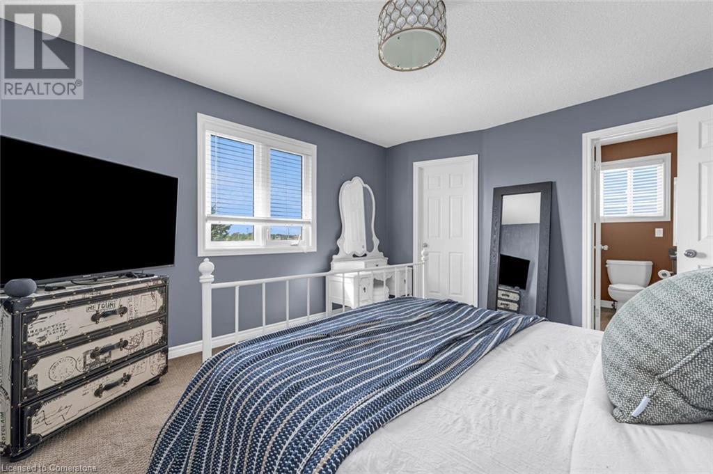 Photo 10 of 35 for 149 Penhale Avenue