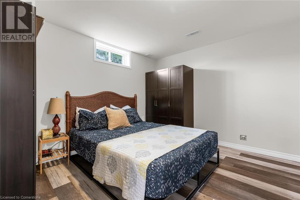 Photo 20 of 35 for 149 Penhale Avenue