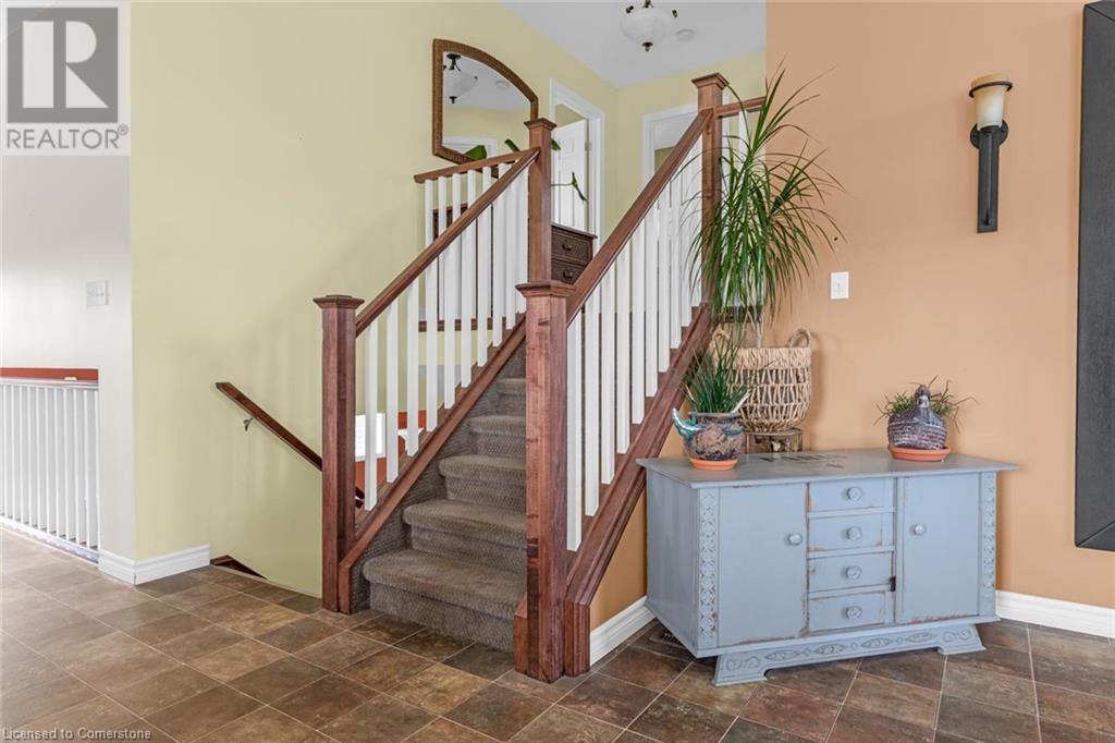 Photo 5 of 35 for 149 Penhale Avenue