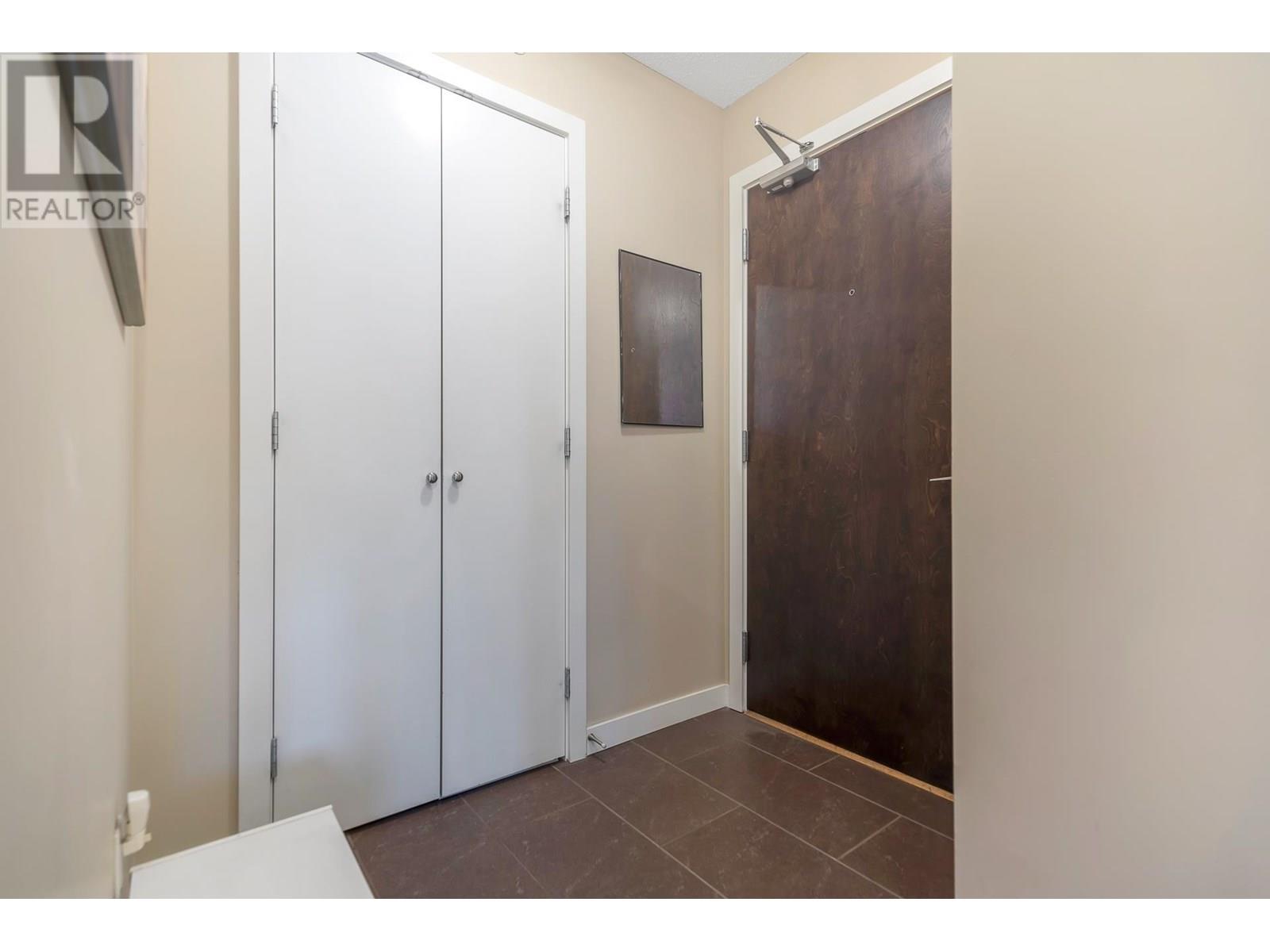 2707 688 Abbott Street, Vancouver, British Columbia  V6B 0B9 - Photo 4 - R3020713