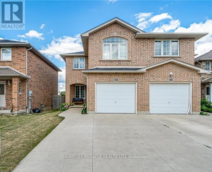 Property at 12 JONATHON COURT image 1