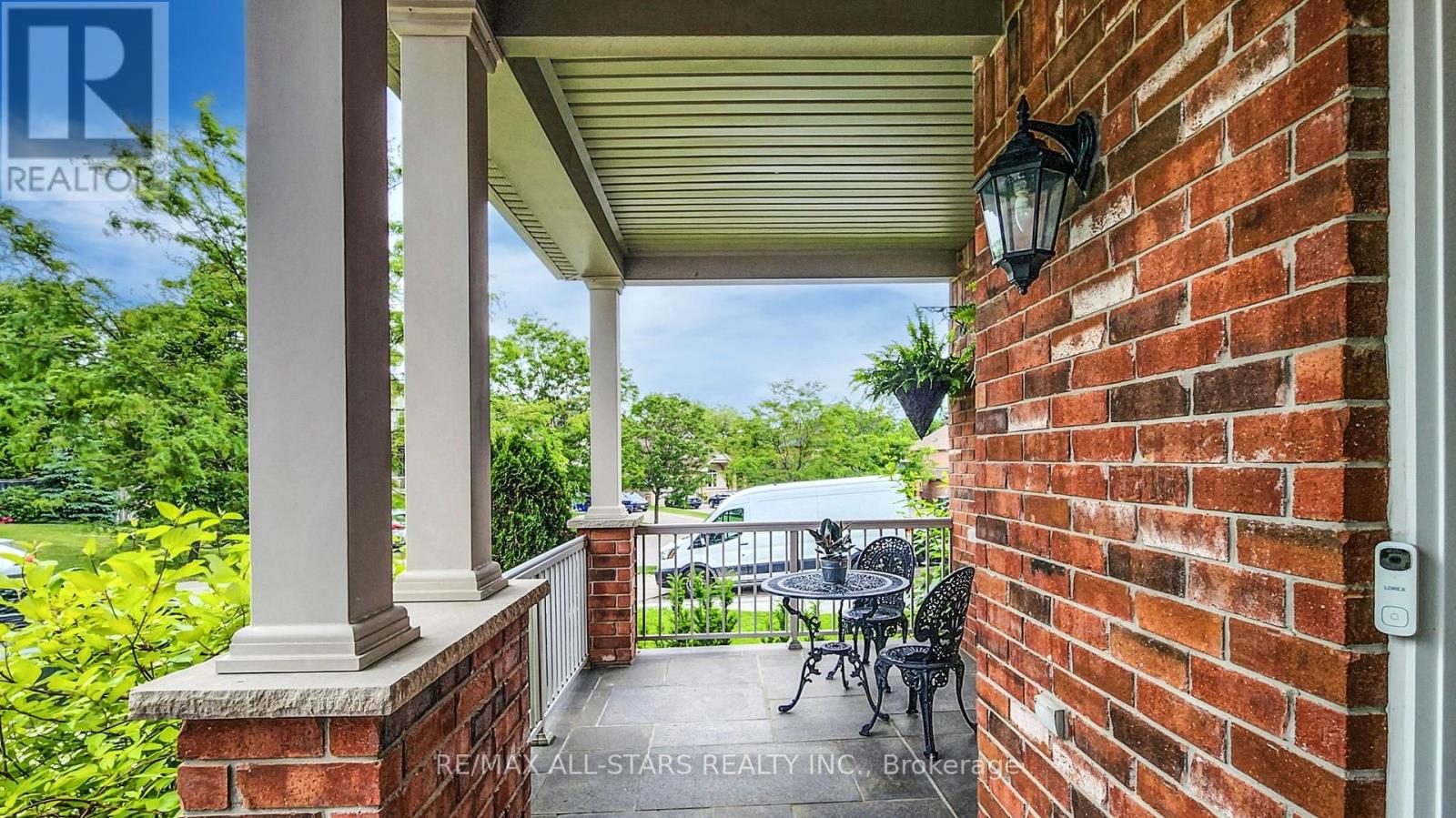 Property at 94 CAMPBELL DRIVE S image 4