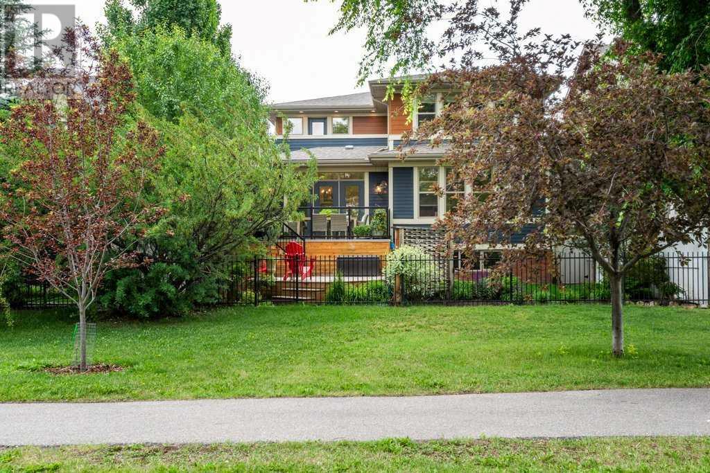 Property at 50 Johnson Place SW image 3