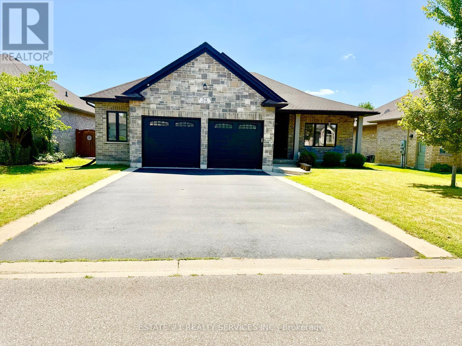 Property at 54 TAN AVENUE image 1