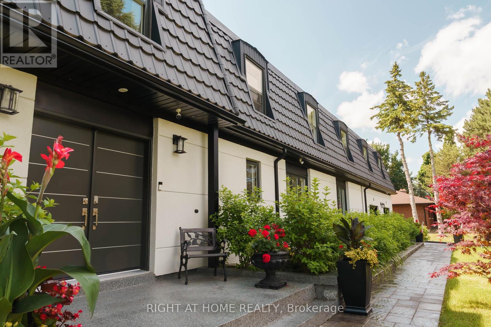 Property at 6 LADYSLIPPER COURT N image 1