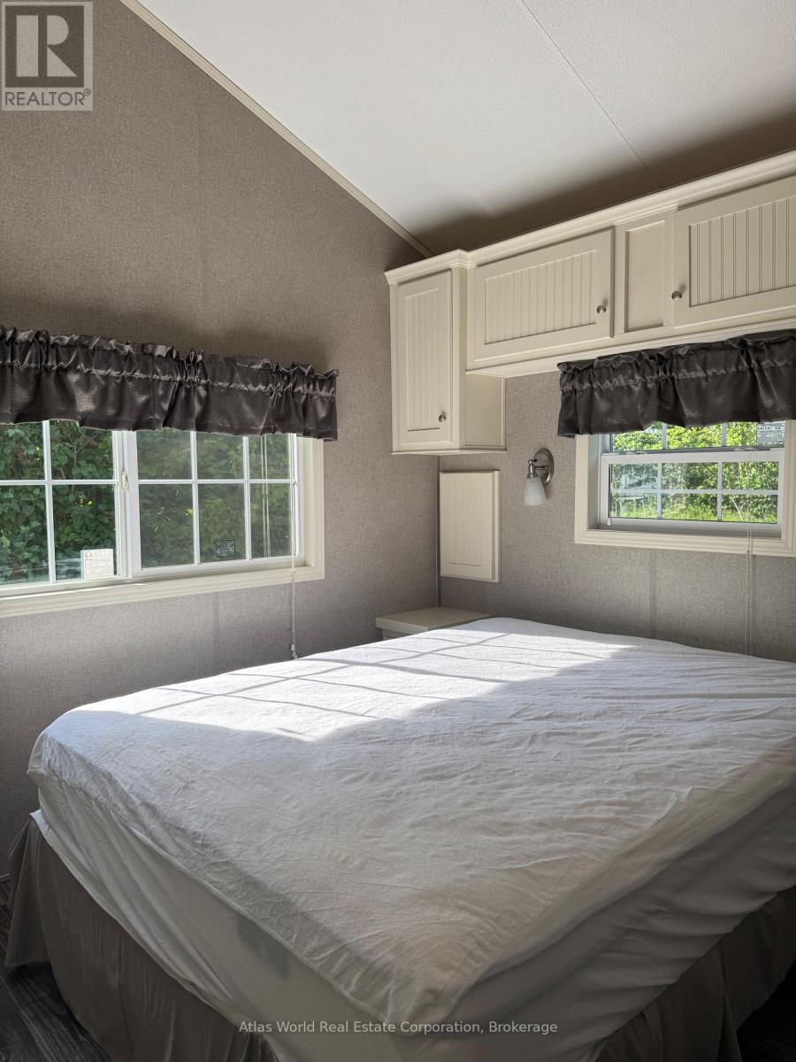12 - 9 Tamarac Road, Northern Bruce Peninsula, Ontario  N0H 2M0 - Photo 11 - X12252472