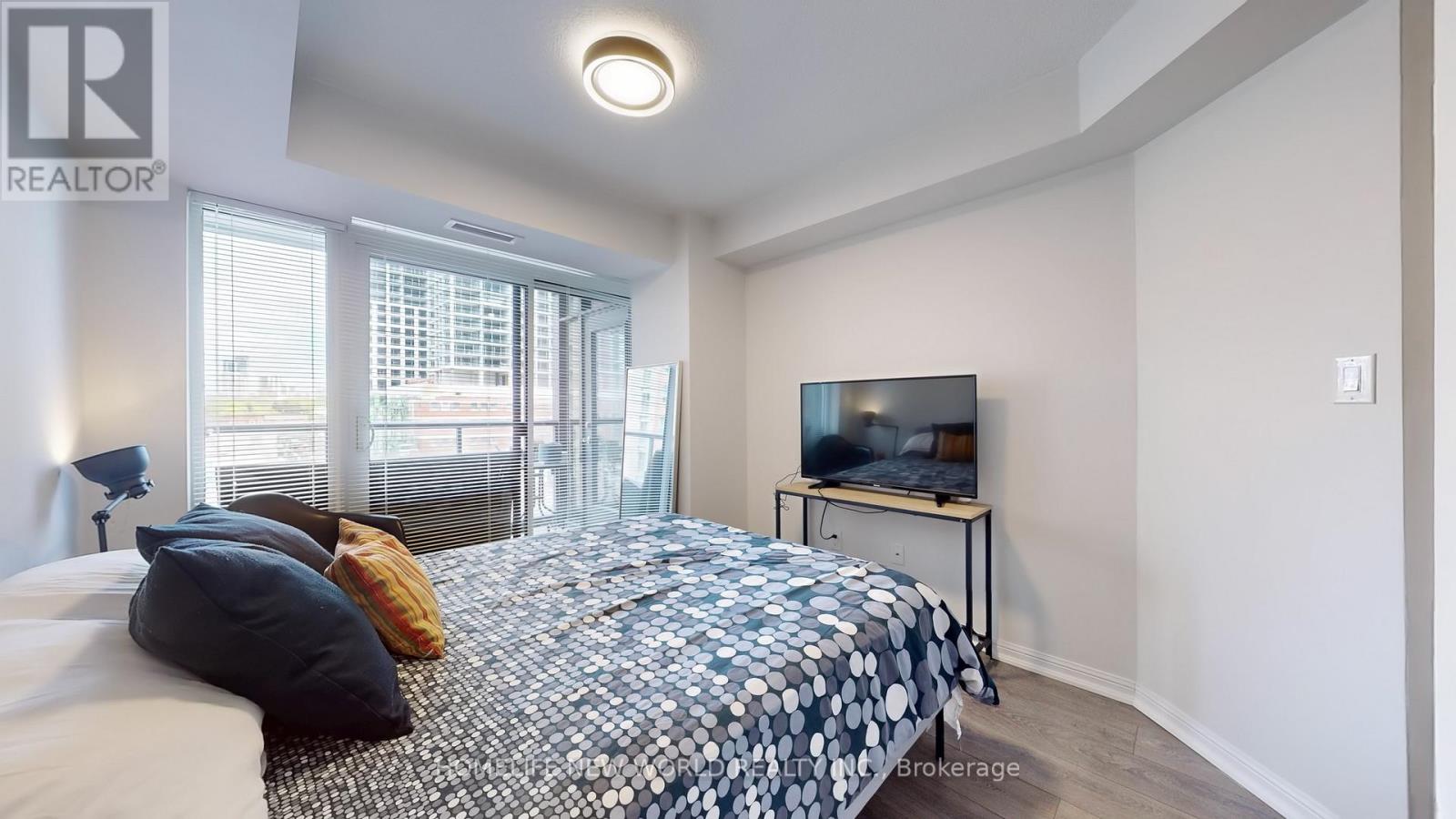 717 - 400 Adelaide Street E, Toronto, Ontario  M5A 1N4 - Photo 9 - C12252471
