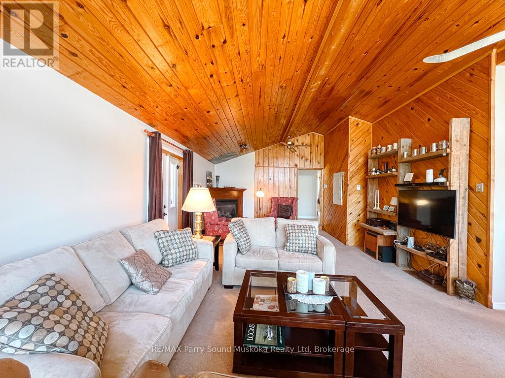 3 Magnet Road, Magnetawan, Ontario  P0A 1P0 - Photo 22 - X12092228