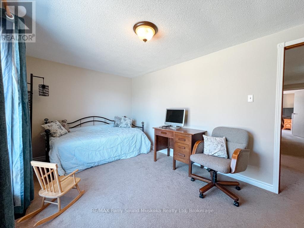 3 Magnet Road, Magnetawan, Ontario  P0A 1P0 - Photo 29 - X12092228