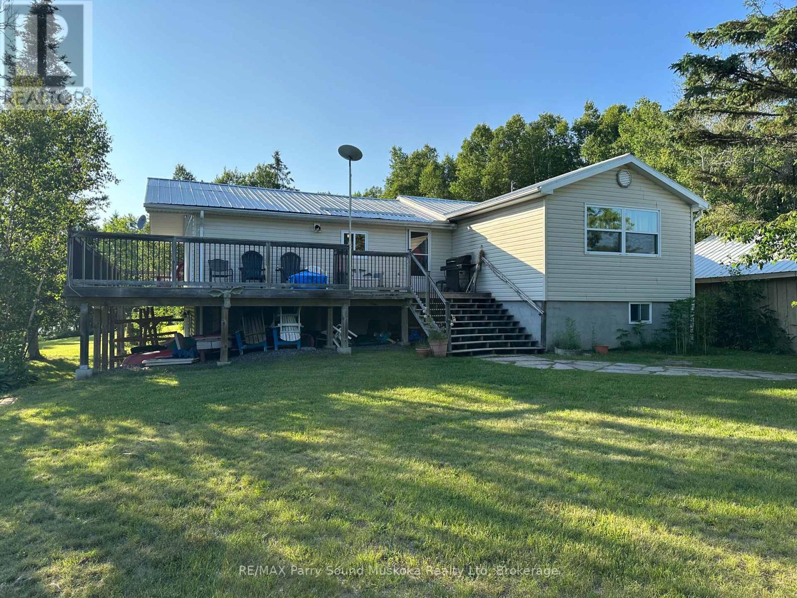 3 Magnet Road, Magnetawan, Ontario  P0A 1P0 - Photo 3 - X12092228