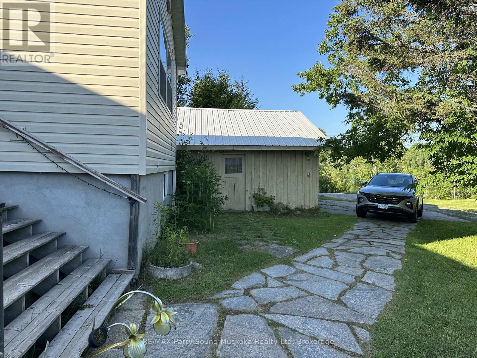 3 Magnet Road, Magnetawan, Ontario  P0A 1P0 - Photo 4 - X12092228