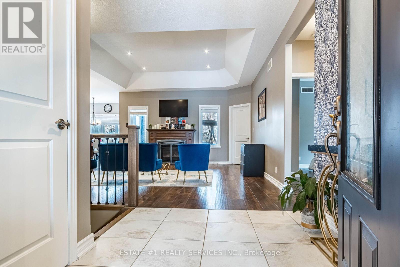 Property at 54 TAN AVENUE image 4