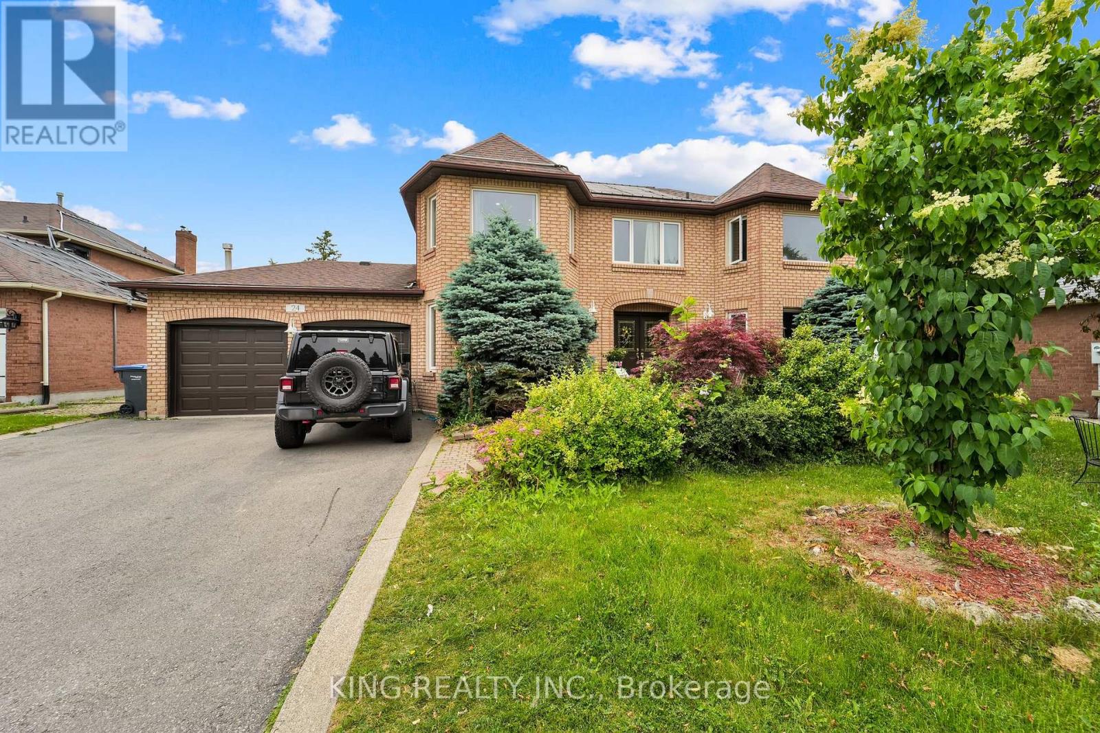 Property at 24 VOGUE CRESCENT image 3