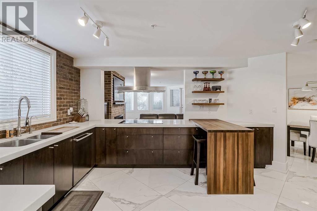 Property at 101, 2422 Erlton Street SW image 3