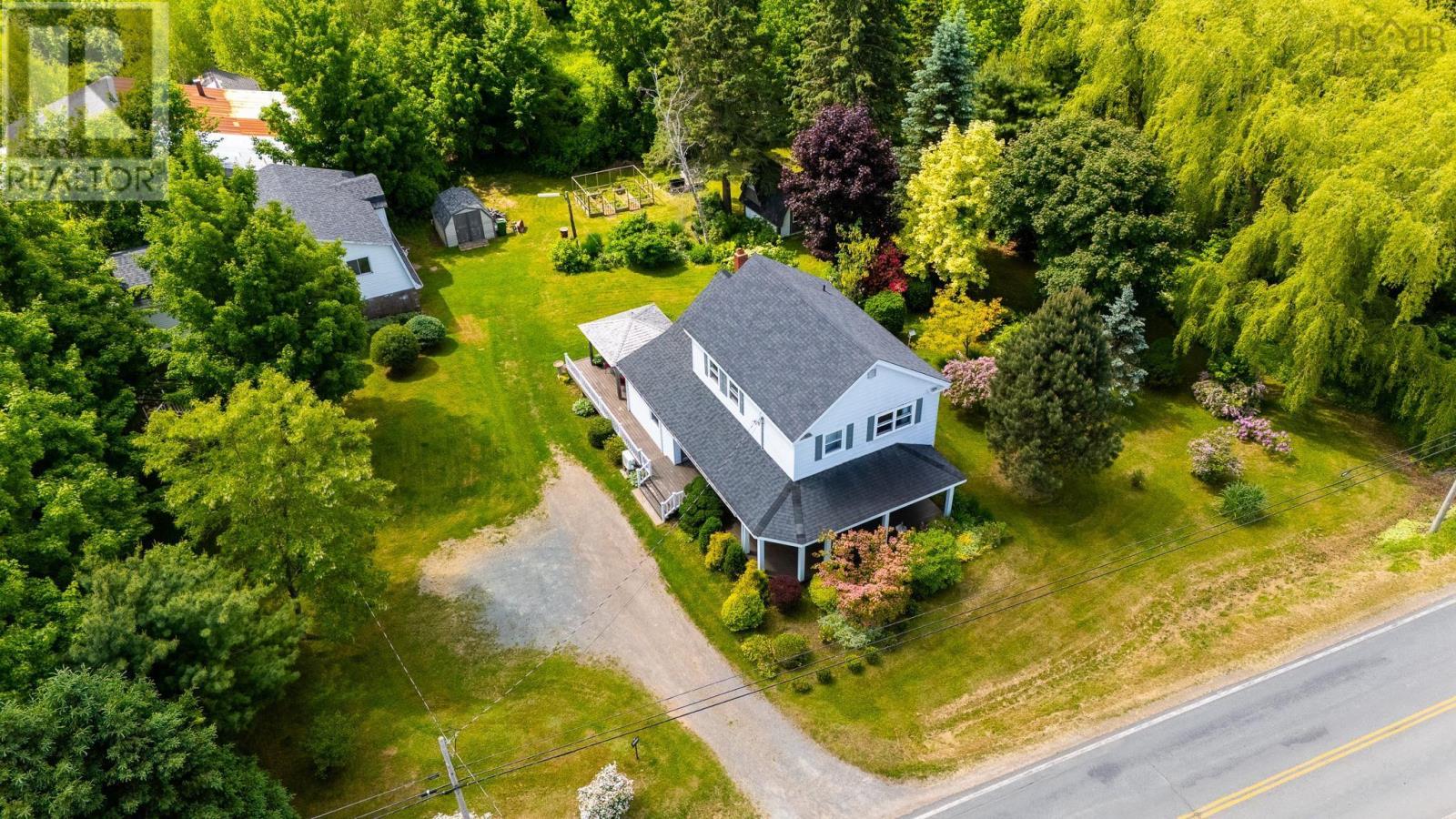 Property at 10126 221 Highway image 4