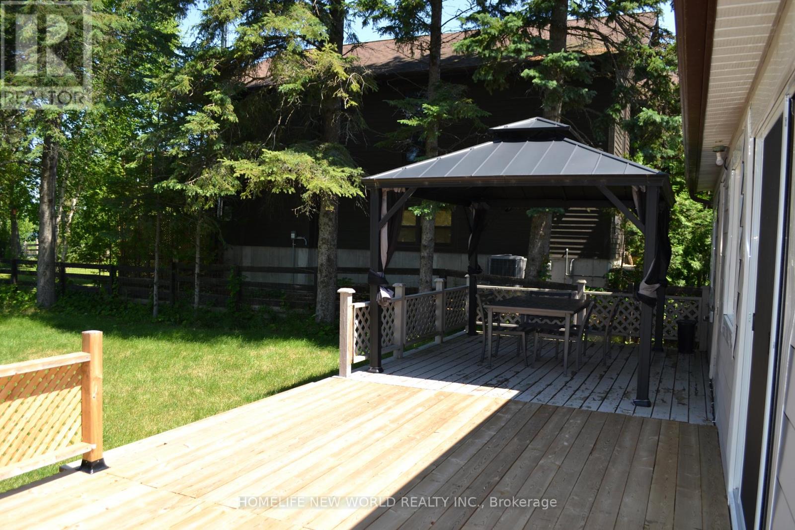 1391 Portage Road, Kawartha Lakes, Ontario  K0M 2B0 - Photo 13 - X12252545