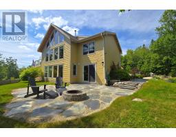 85 Otter Point Road