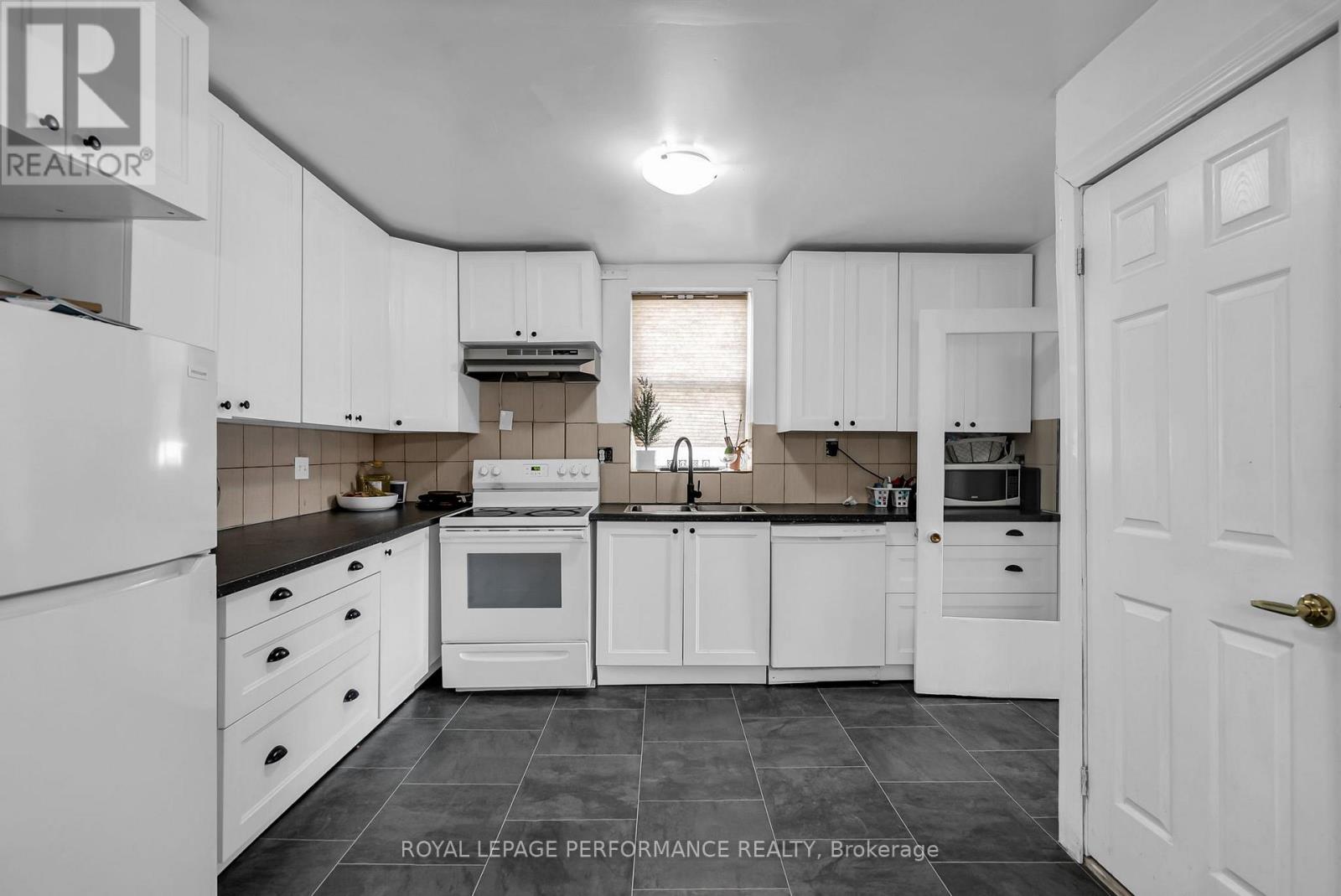 149 Dominion Street S, North Glengarry, Ontario  K0C 1A0 - Photo 11 - X12252557