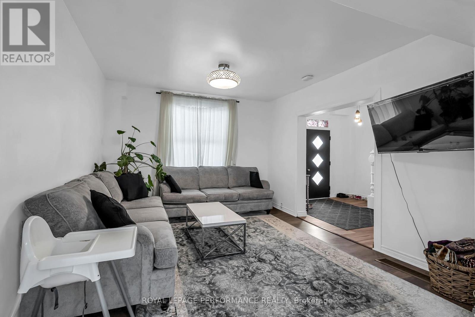 149 Dominion Street S, North Glengarry, Ontario  K0C 1A0 - Photo 7 - X12252557