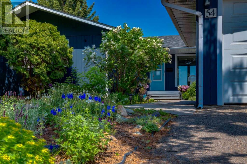 Property at 54 Wildwood Drive SW image 4