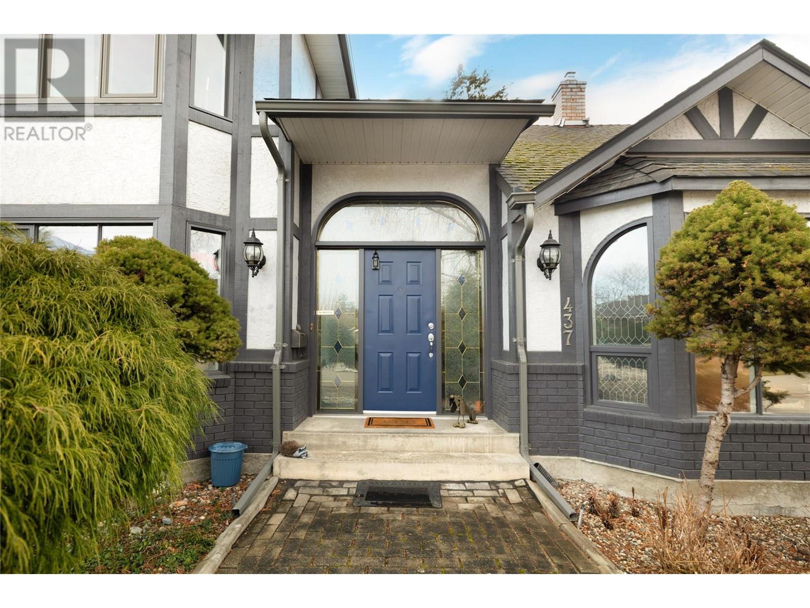 Property at 437 Duke Court image 4