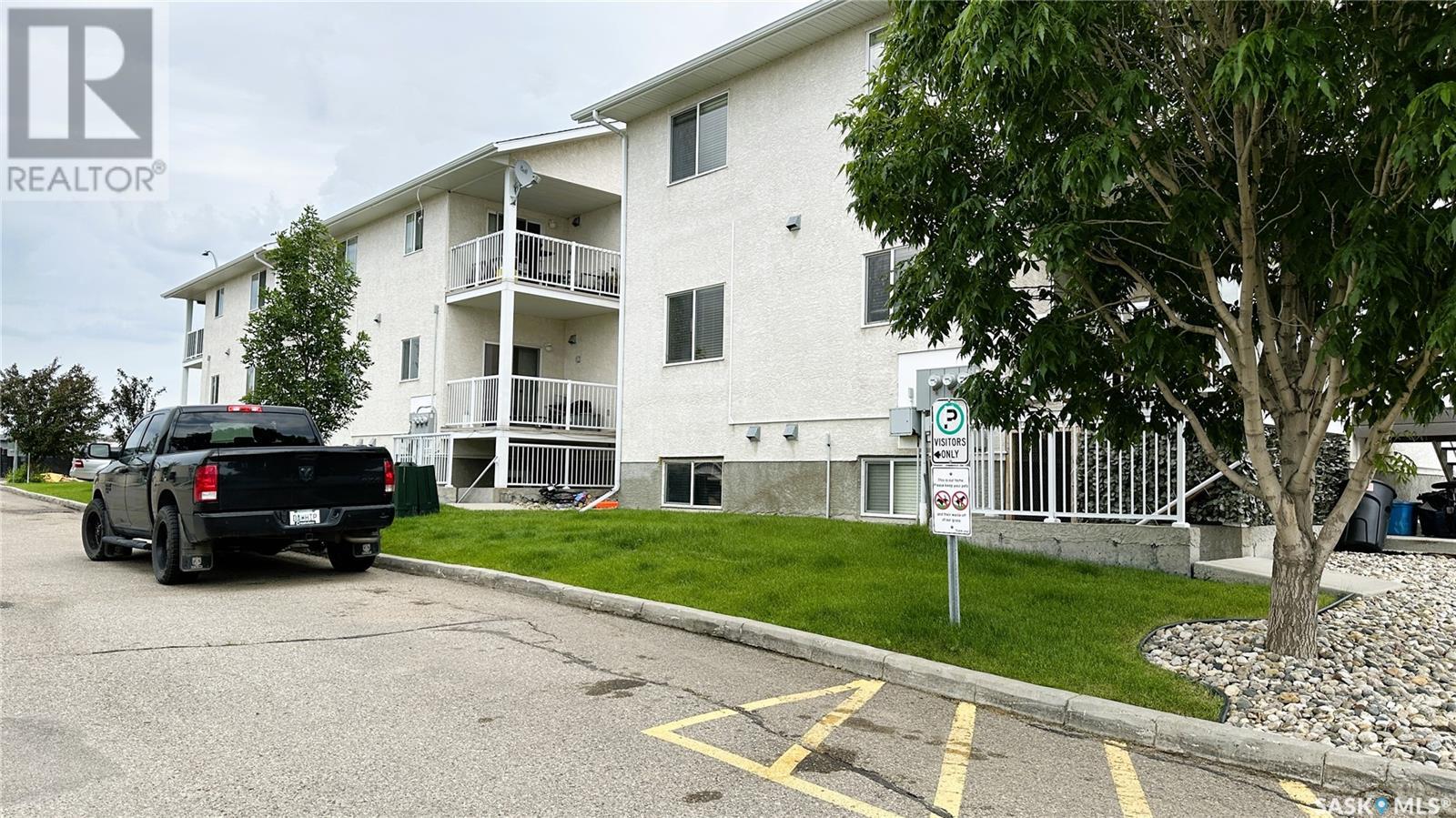 Property at 28 4101 Preston CRESCENT image 3