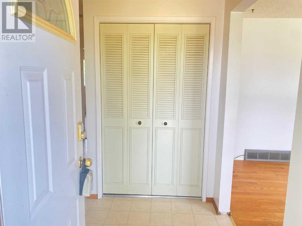 Property at 6807 Huntchester Road NE image 3