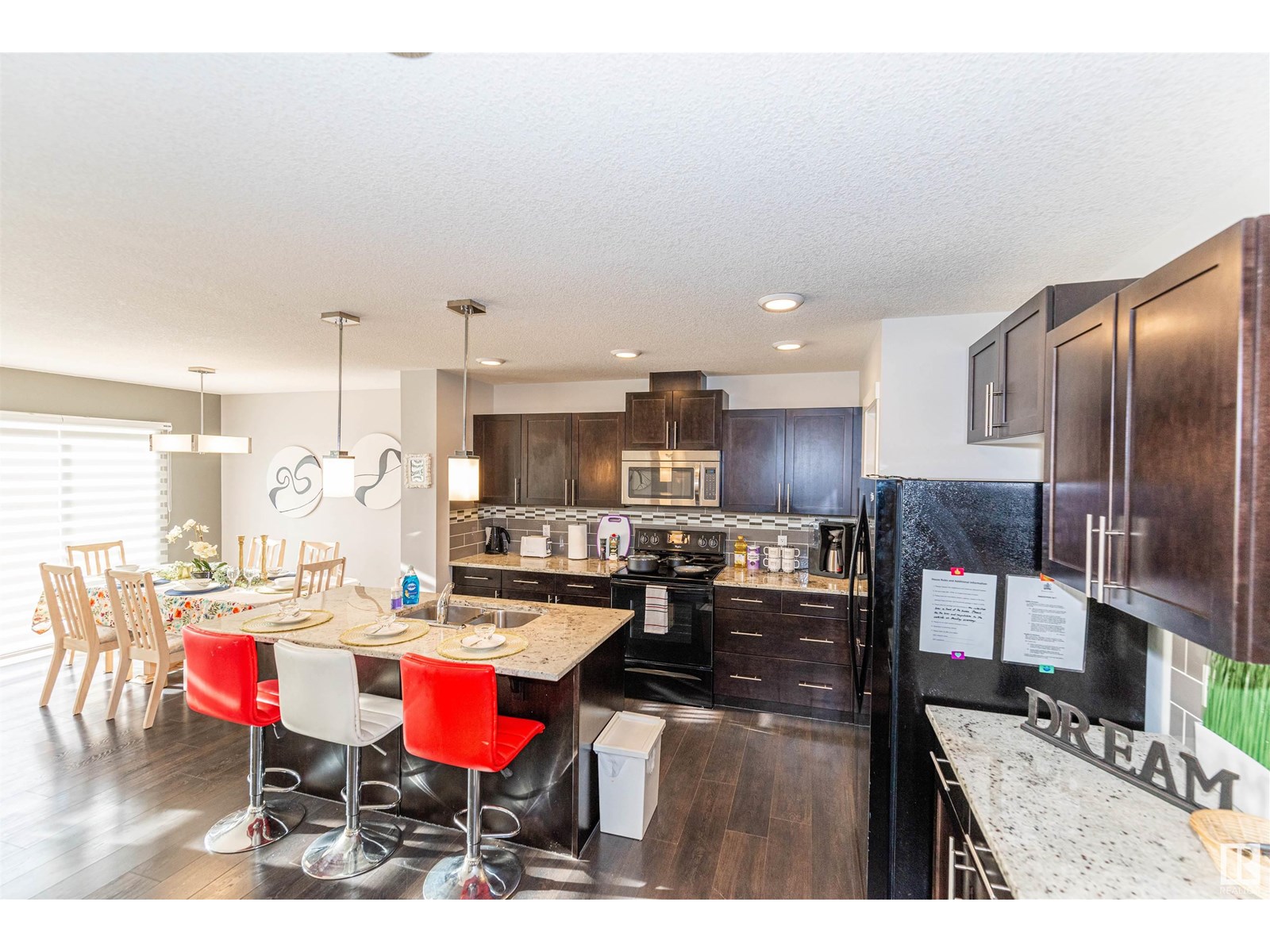 Property at 5883 ANTHONY CR SW image 4