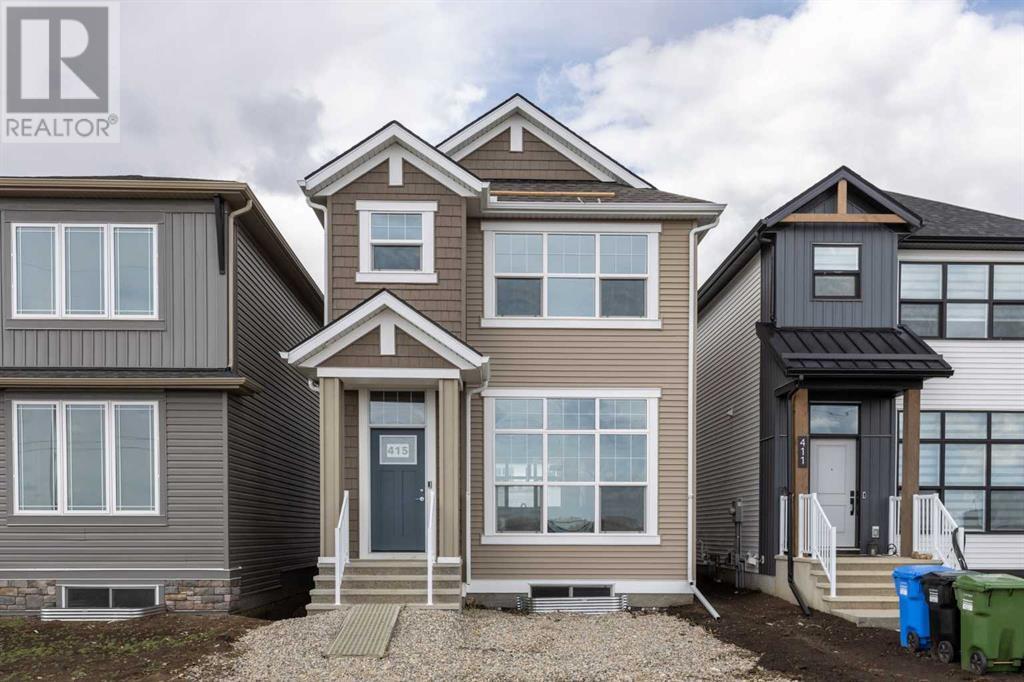 Property at 415 Hotchkiss Manor SE image 2