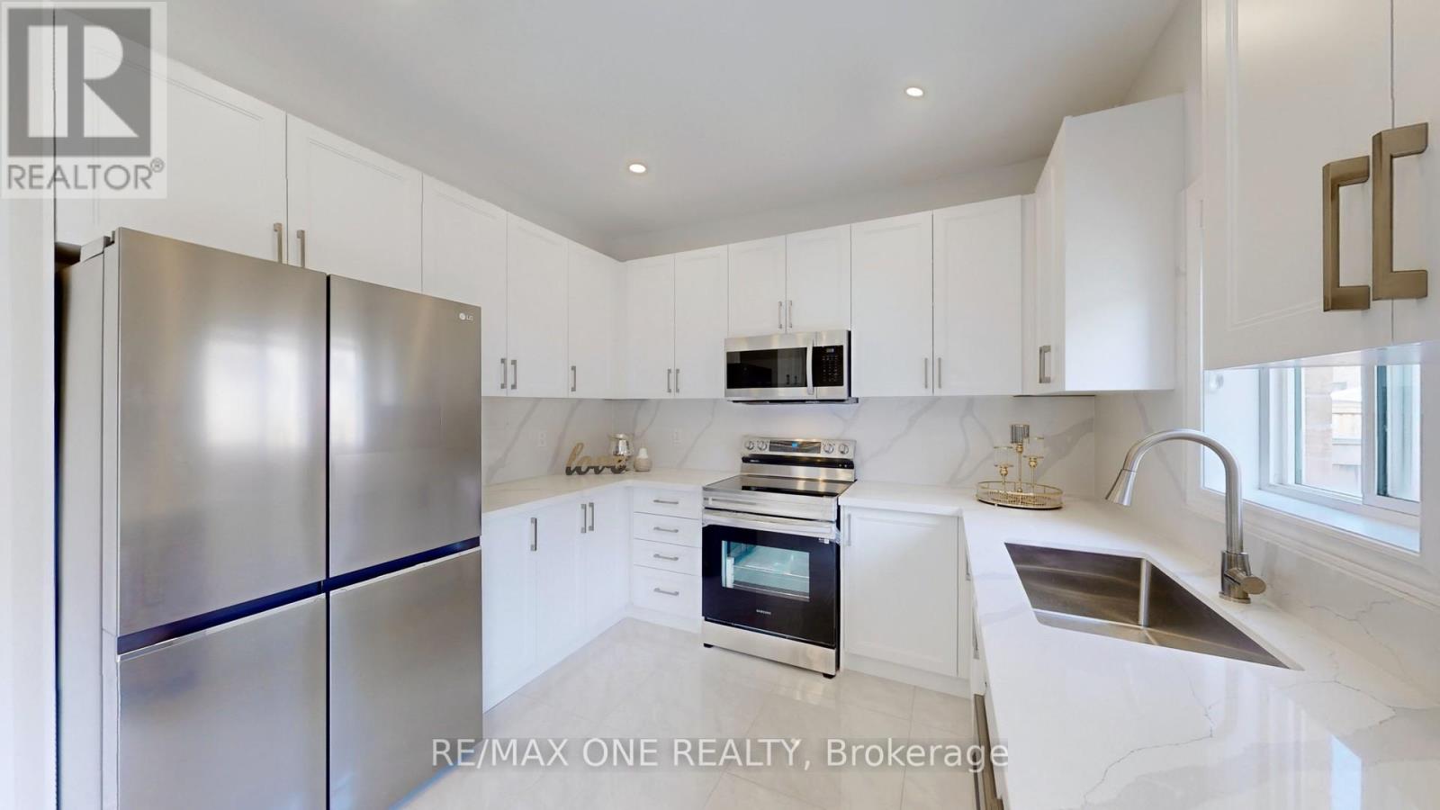 Property at 22 BOSTOCK DRIVE image 5