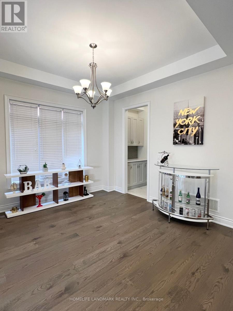 Property at 12 CARLINDS CRESCENT image 3