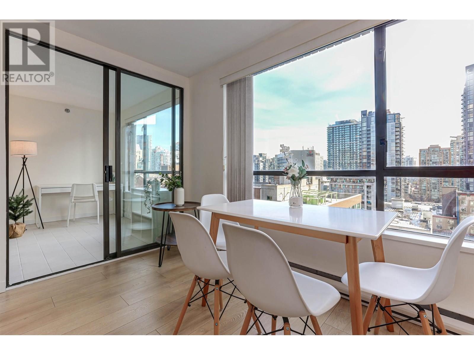 1105 1189 Howe Street, Vancouver, British Columbia  V6Z 2X4 - Photo 4 - R3019402