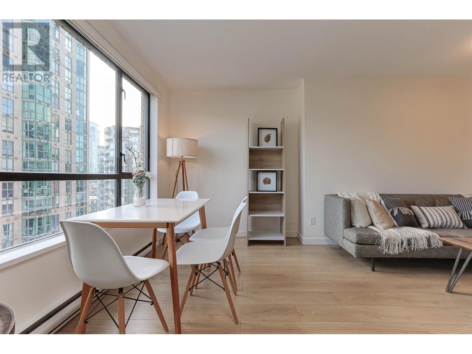 1105 1189 Howe Street, Vancouver, British Columbia  V6Z 2X4 - Photo 3 - R3019402