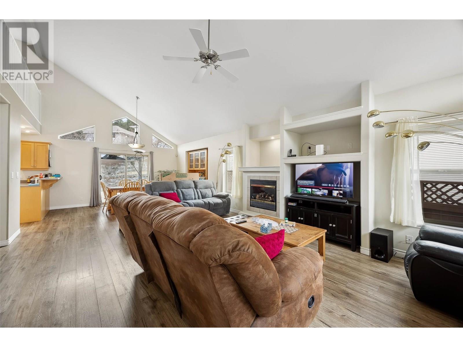Property at 1925 Englemann Court image 4