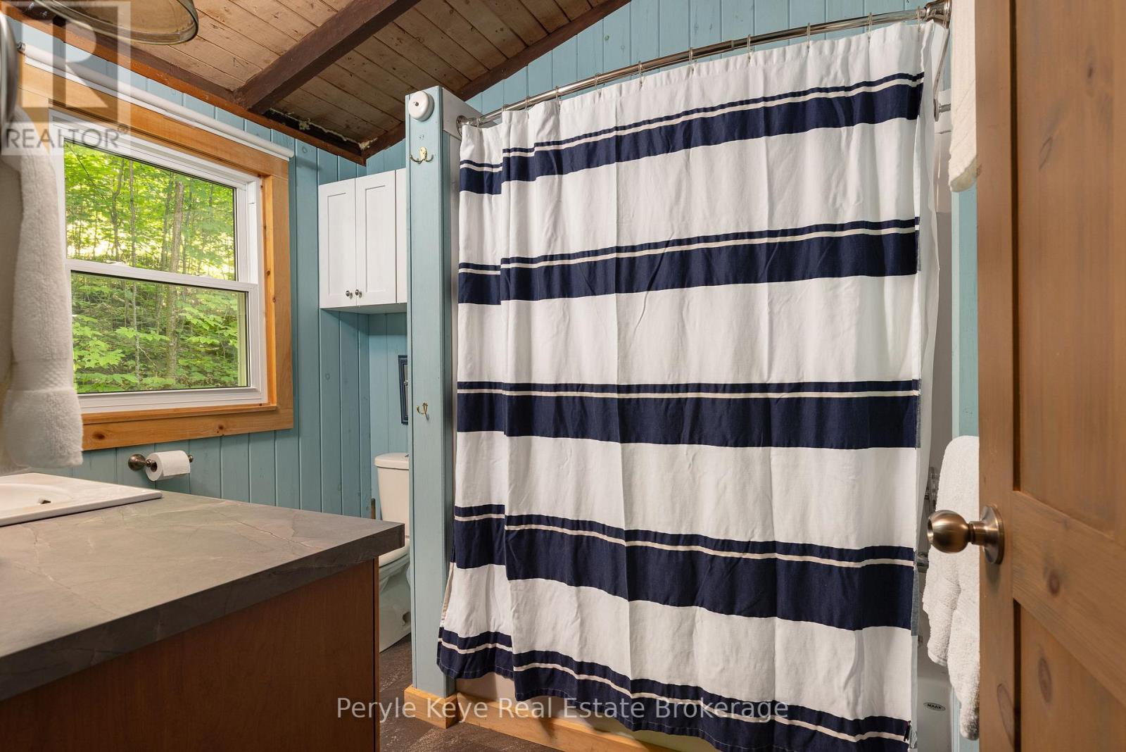 6 & 8 Brennan Circle, Huntsville, Ontario P1L 2J2 - Photo 27 - X12252651