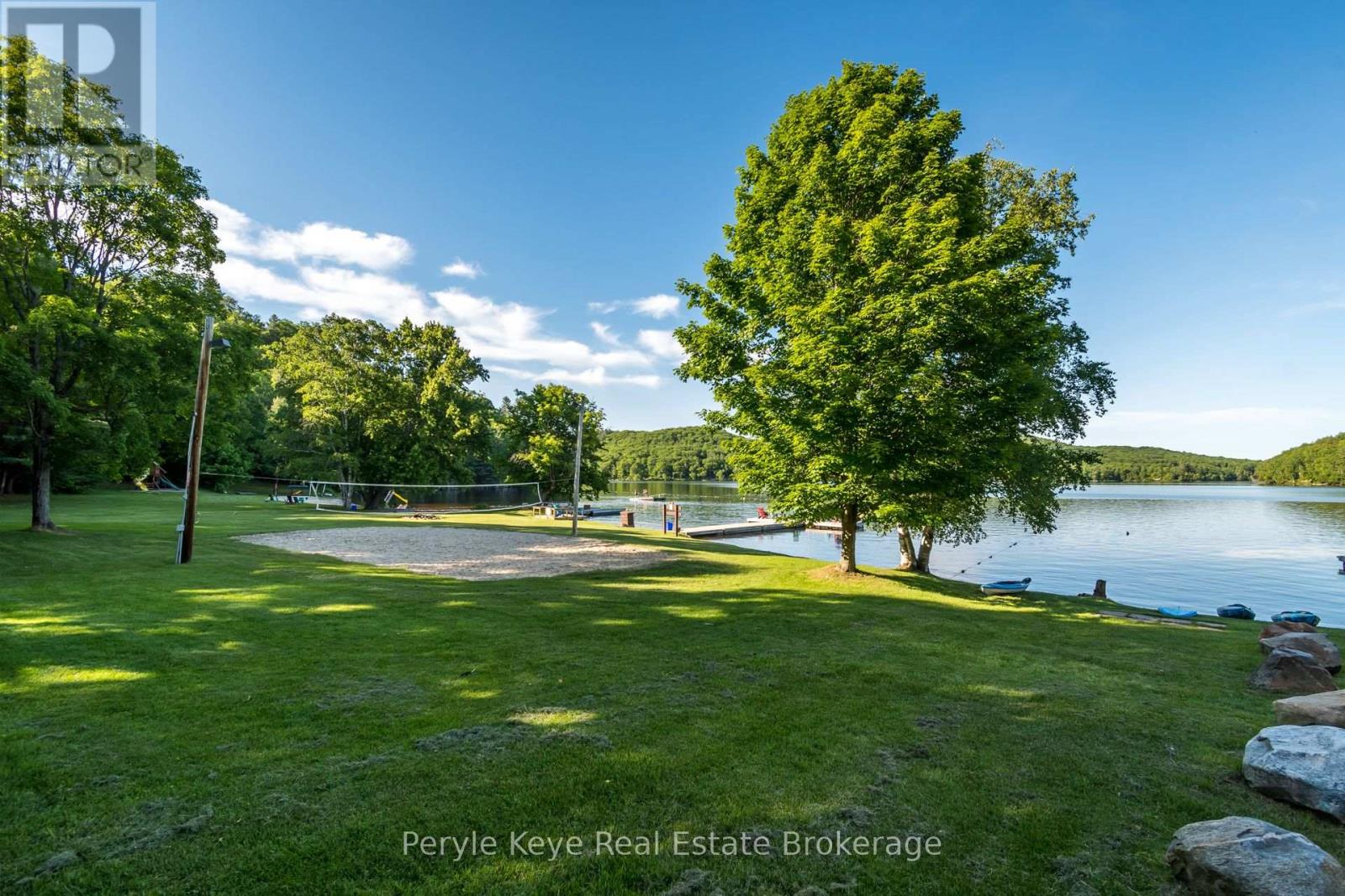 6 & 8 Brennan Circle, Huntsville, Ontario P1L 2J2 - Photo 31 - X12252651