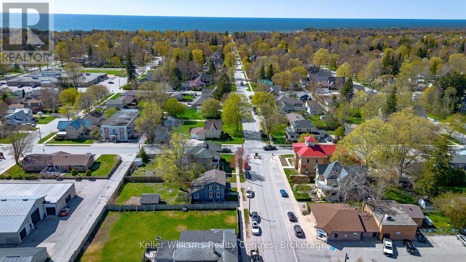 578 Green Street, Saugeen Shores, Ontario  N0H 2C0 - Photo 33 - X12244952